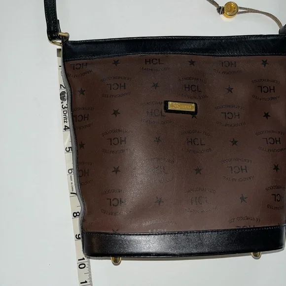 HCL Handcrafted Leathergoods Dark Brown Leather, Zip Closure, Shoulder Bag. - Picture 5 of 12